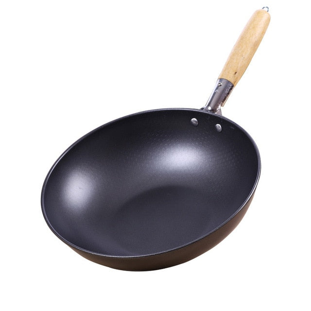 Traditional Wok with Wooden Handle